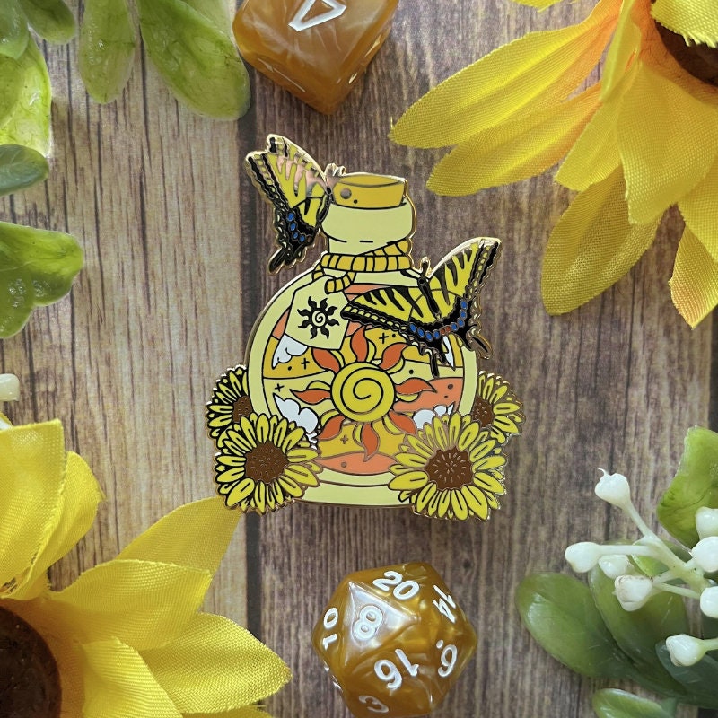 Seasonal Potion Pin, Lapel Pin, Witch Pin, Potion Bottles, Fantasy Pin, Magical Potion Pin, Witchy Vibe Pin, TTRPG Pin, Skull Pin